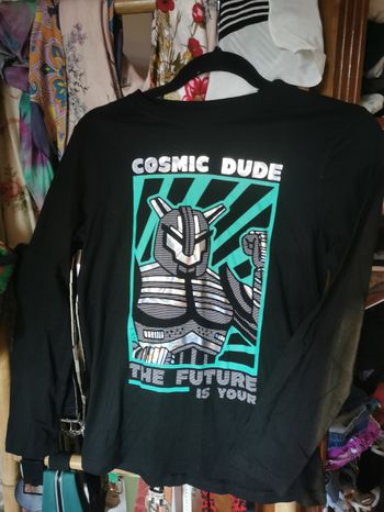T-shirt manches longues neuf