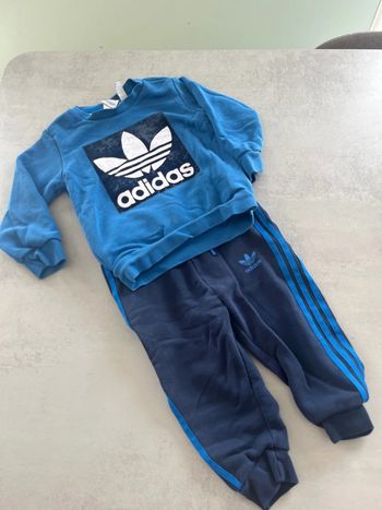 Ensemble adidas