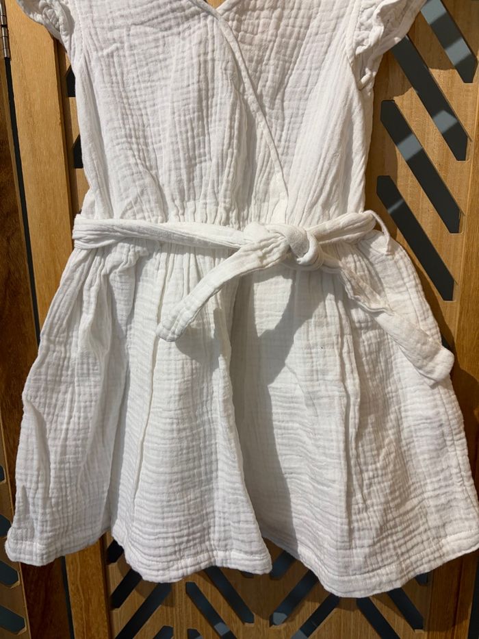 Robe blanche Okaïdi 3a - photo numéro 5