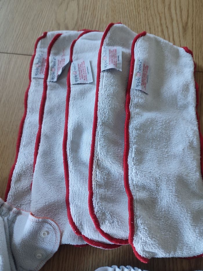 Lot couches applecheek et inserts - photo numéro 8