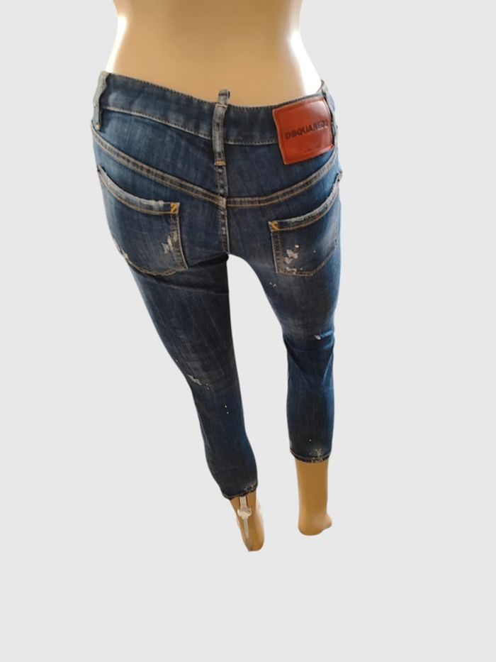 Jean Dsquared2 bleu taille 40 - Modèle Jennifer Cropped - État neuf - photo numéro 3