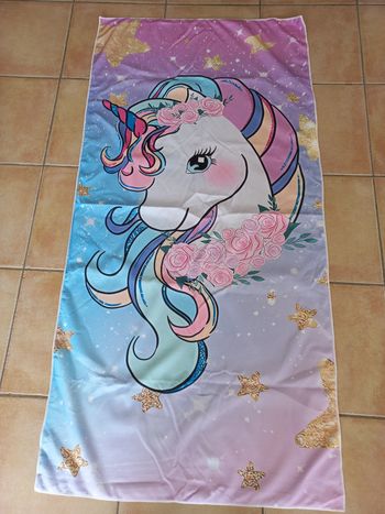 Serviette de plage  drap de bain licorne microfibre 75x150 cm