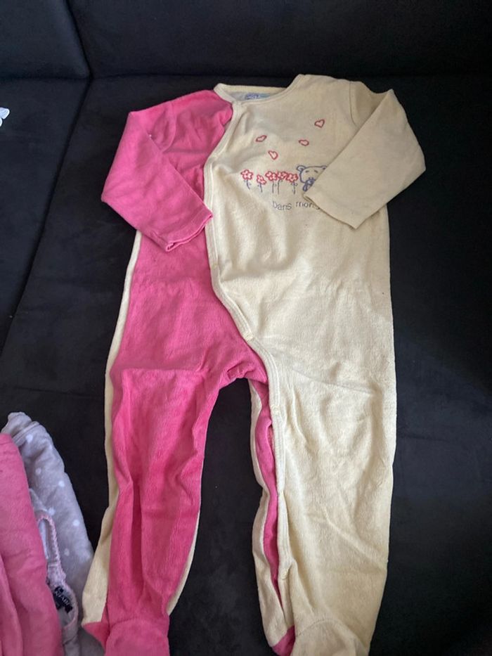 Lot 3 pyjamas 24 mois - photo numéro 2