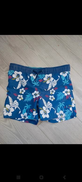 Short de bain Okaidi taille 6 ans