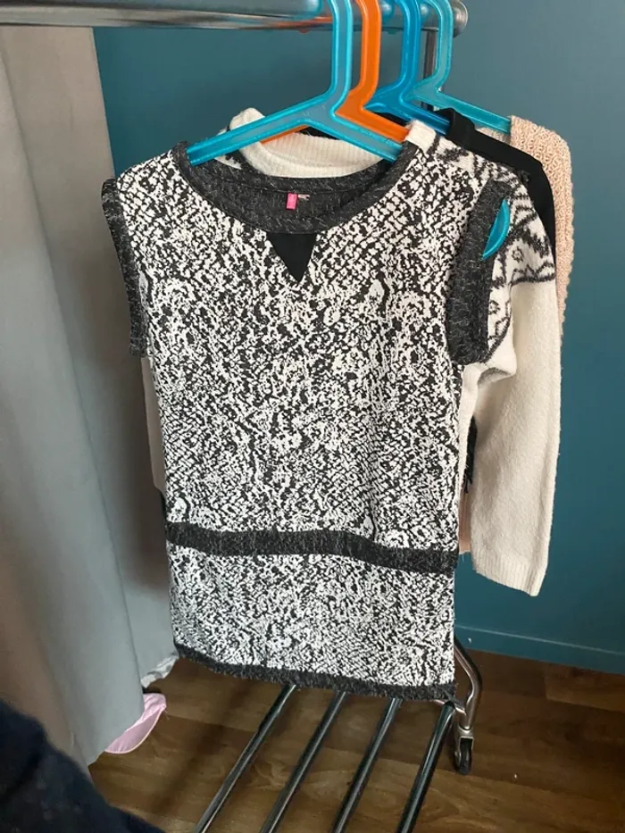 Lot vêtements fille – Taille 8 ans - photo numéro 8