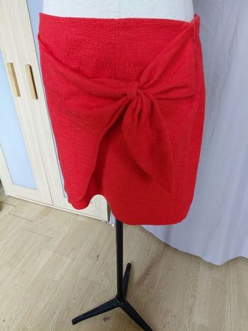 Très jolie jupe femme T 46