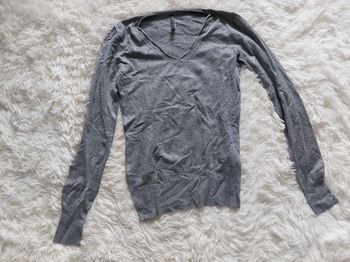 Pull Guess gris