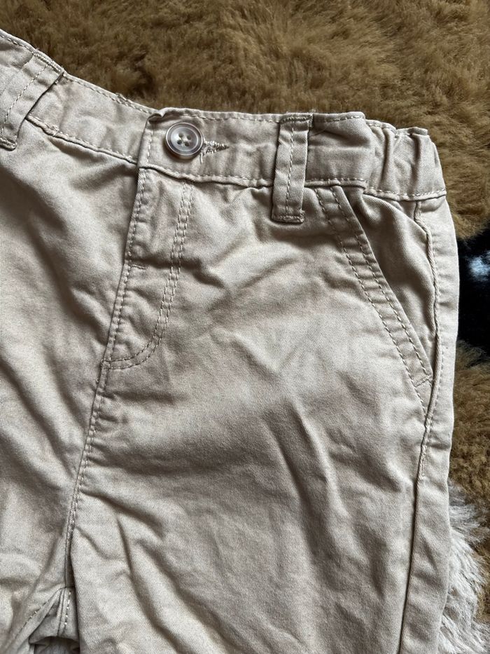 Short chino beige KIABI t.12m - photo numéro 2