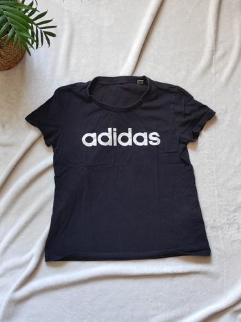 Tee shirt adidas taille s