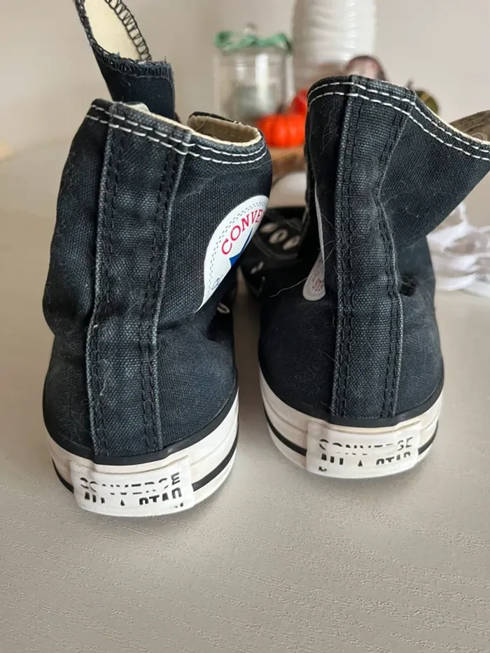 Converse - photo numéro 2