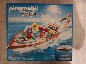 Playmobil bateau vedette 9428