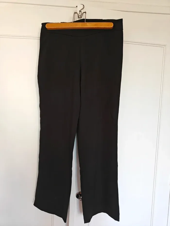 Pantalon de grossesse avec boutons fantaisie - photo numéro 2