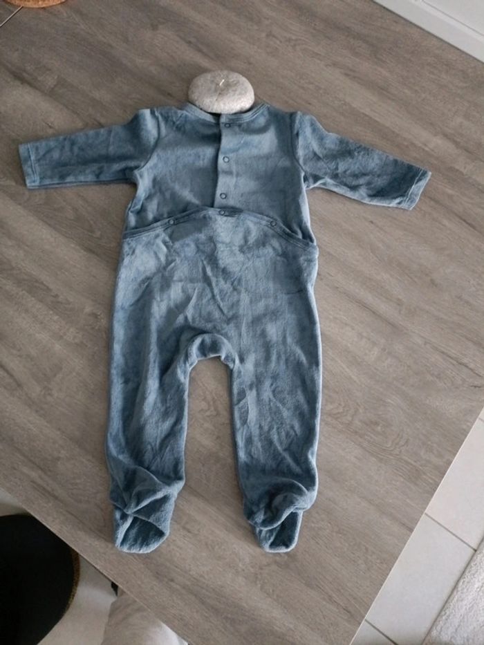 Pyjama velours bébé 9 mois bleu Marine Gémo – Très bon état - photo numéro 4