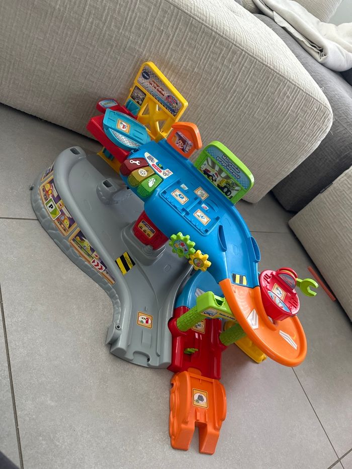 Garage interactif VTech – Bon état