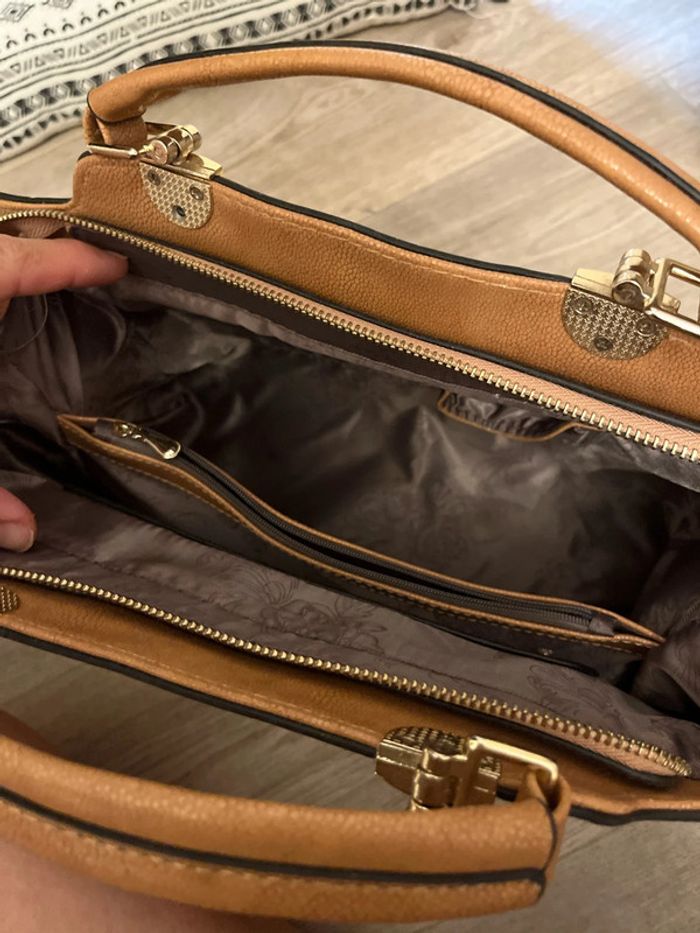 Très beau sac - photo numéro 5