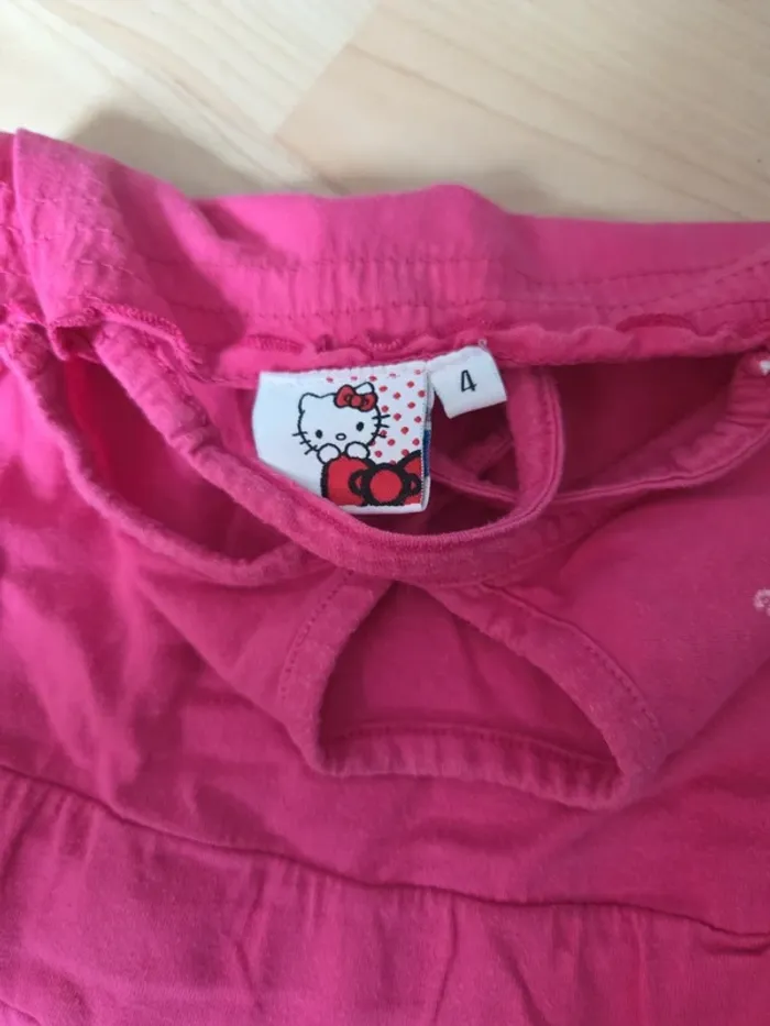 Combi short taille 4ans hello kitty - photo numéro 3