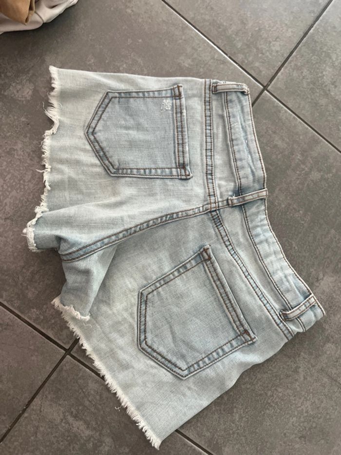 Short jean - photo numéro 2