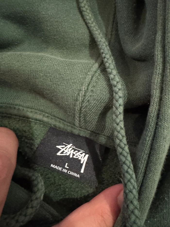 Sweat à capuche vert Stussy, bon état, taille L - photo numéro 5
