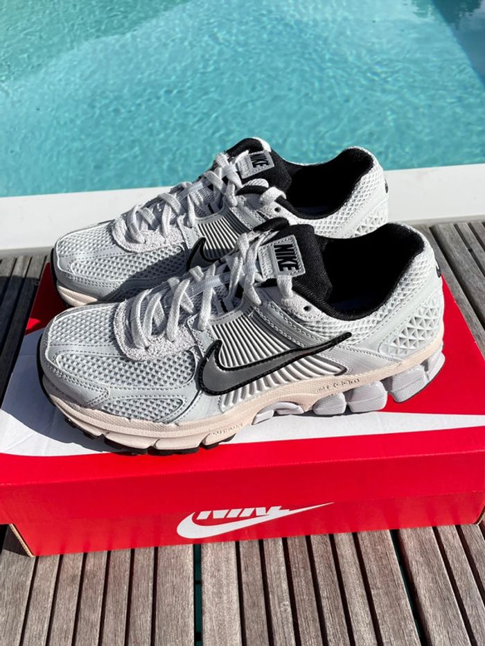 Nike Vomero 5 argenté / gris - photo numéro 2