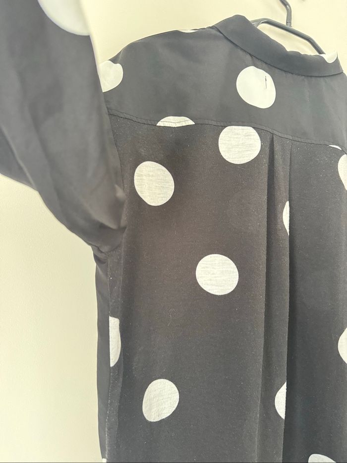 👚 chemisier noir à pois - cache-cache - taille 3 - bon état - photo numéro 9