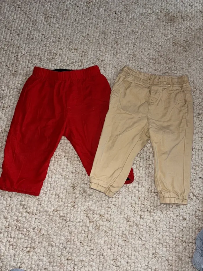 Lot 2 pantalons garçon 12 mois