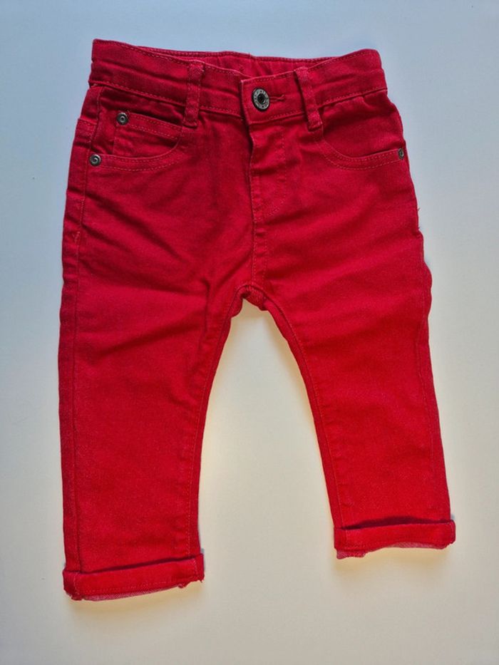 Jean rouge 3 pommes taille 6 mois 9 mois 74cm