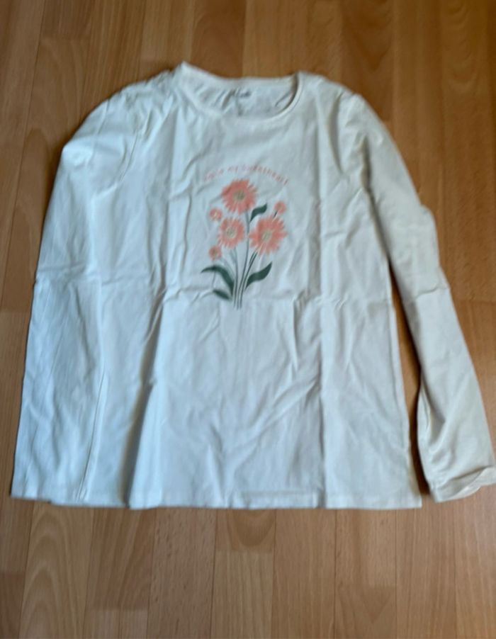 Lot tee shirt manches longues - photo numéro 2