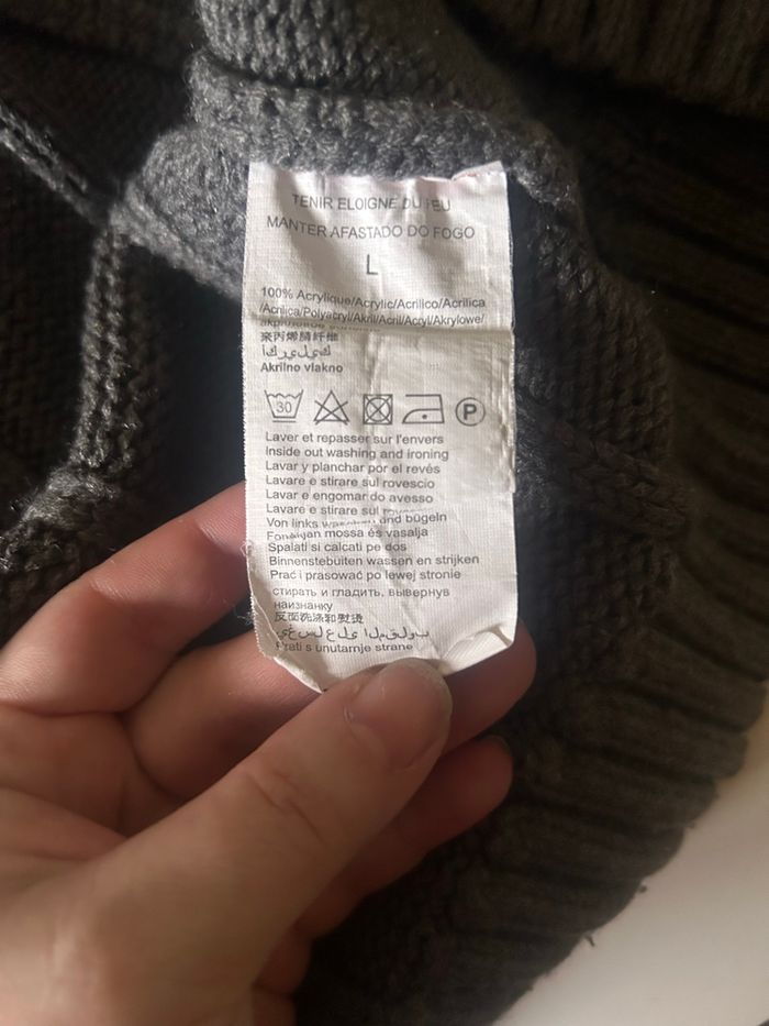 Pull / Gilet épais à capuche à boutons très bon état pour homme taille L couleur gris - photo numéro 10