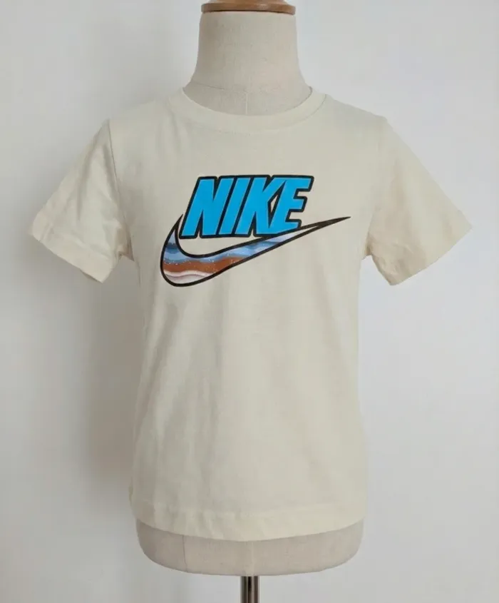 T-shirt Nike Crème Logo Graphique Bleu - Taille 4-5 Ans (Petite Tache)