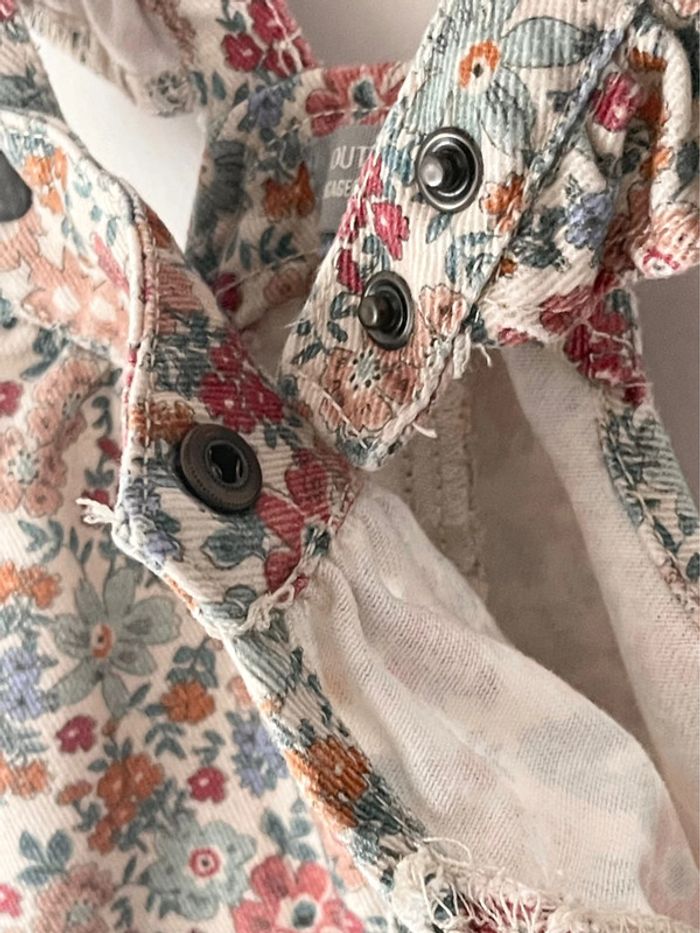 Salopette en jean beige fleuri bout’chou de Monoprix pour bébé fille taille 9 mois - photo numéro 9