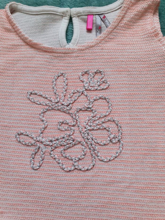 Tres jolie robe 5 ans - photo numéro 2