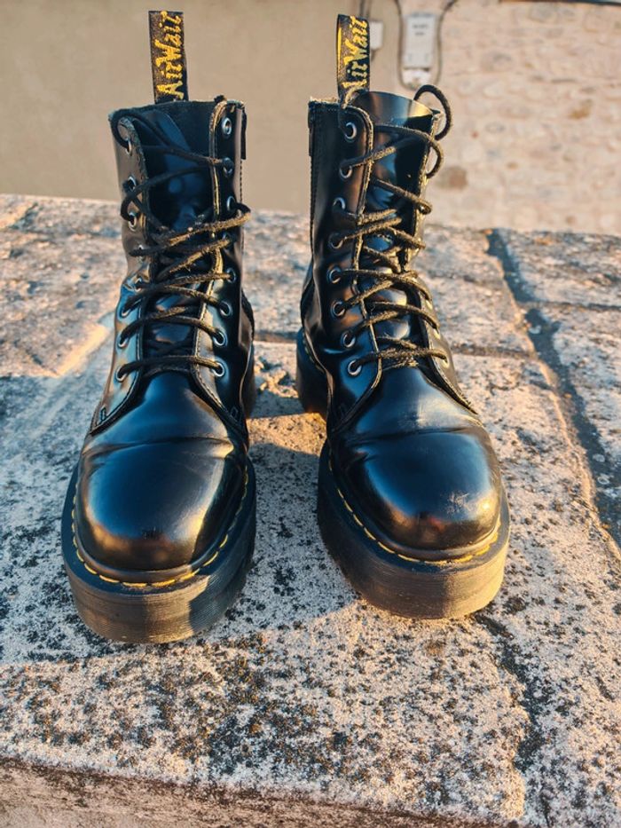 Bottes Dr. Martens Jadon en cuir noir, taille 42. - photo numéro 2