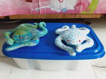 Lot 2 petits doudous grenouilles en tissu 16 cm Neuves