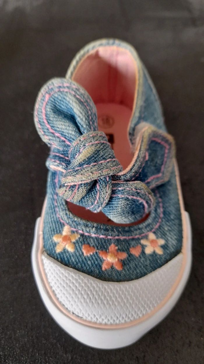 Babies en jeans taille 18 - photo numéro 2