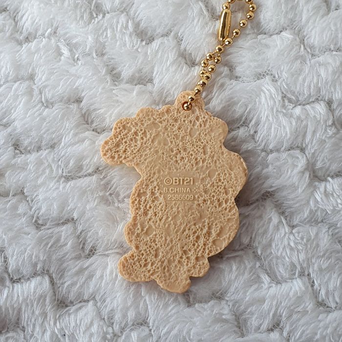 Porte clé strap charm cookie jungkook bt21 bts south korea japon gasha - photo numéro 2