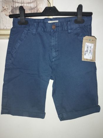 Bermuda neuf bleu marine