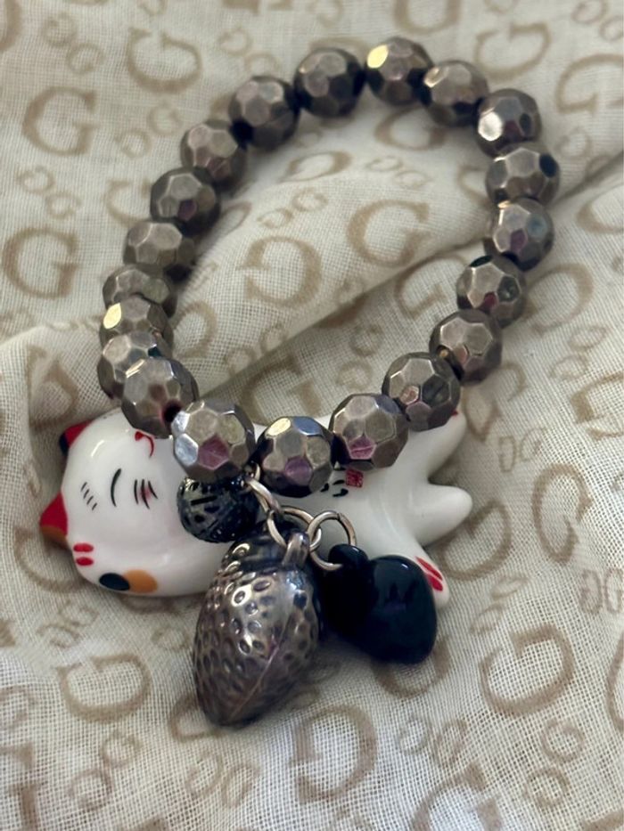 Bracelet perles anthracite avec breloques - photo numéro 3
