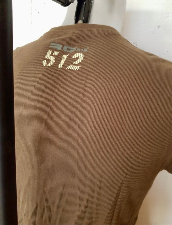 Tee-shirt kaki côtelé RG512 Étiqueté taille L convient à un M - photo numéro 2