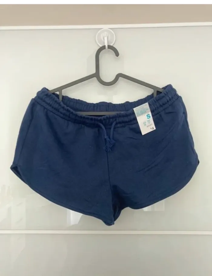 Short bleu marine - photo numéro 2