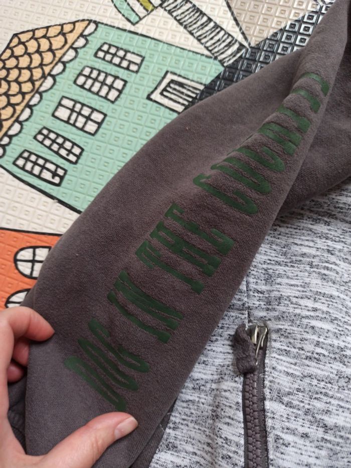 Veste à capuche - photo numéro 2