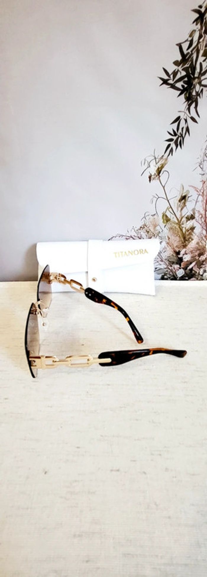 Lunettes de soleil marron style luxe avec étui Titanora - photo numéro 4
