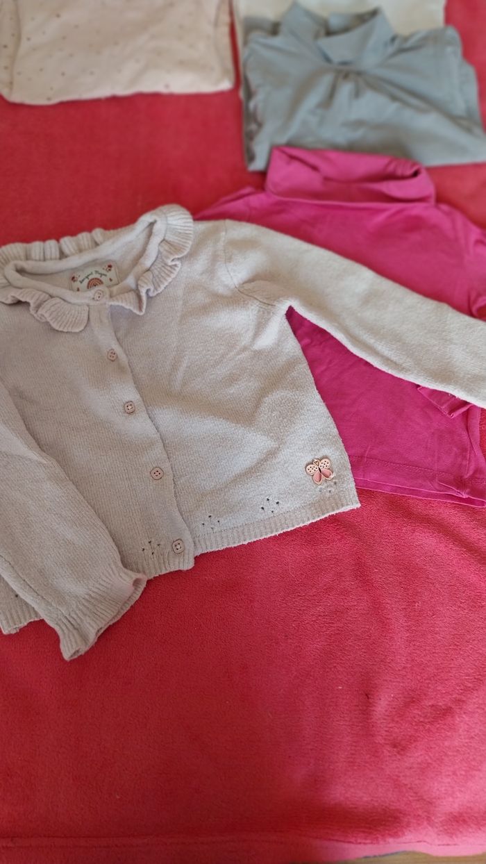 1 lot de 8 vêtements fille 3 ans - photo numéro 2