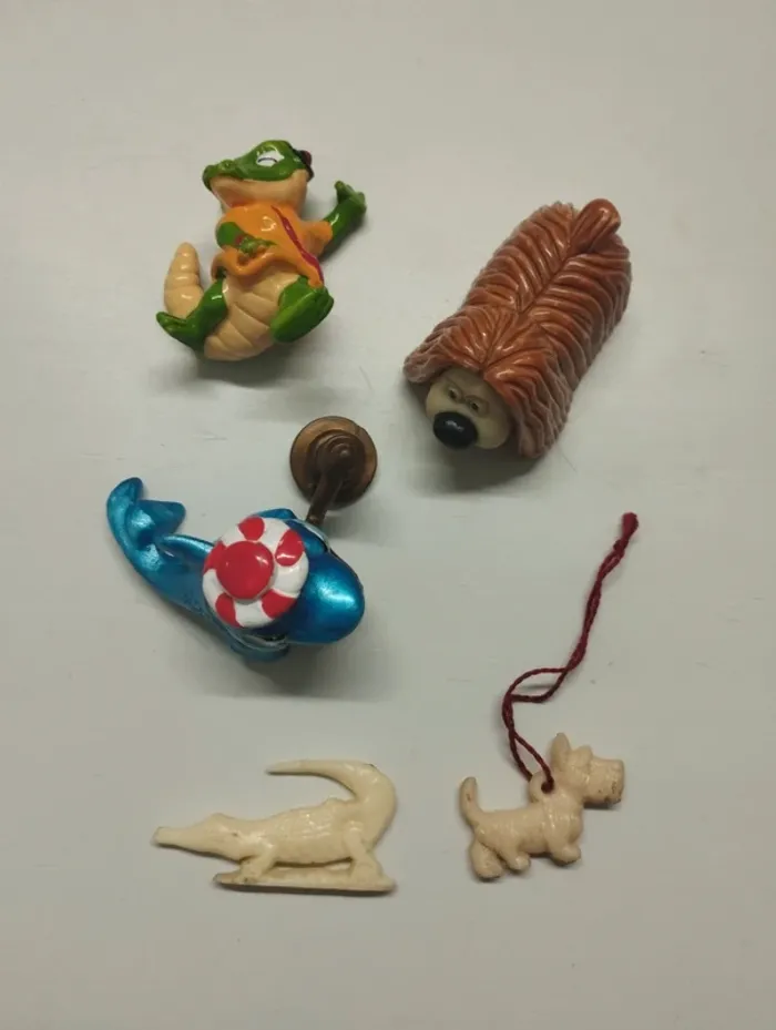 Divers figurines