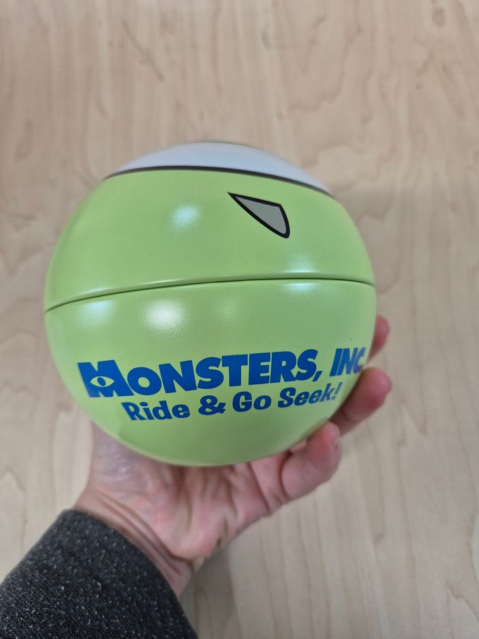 Boîte métal Tokyo Disney Resort : Mike Razowski (Monstres & cie) - photo numéro 4