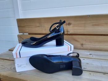 Chaussures neuves 40