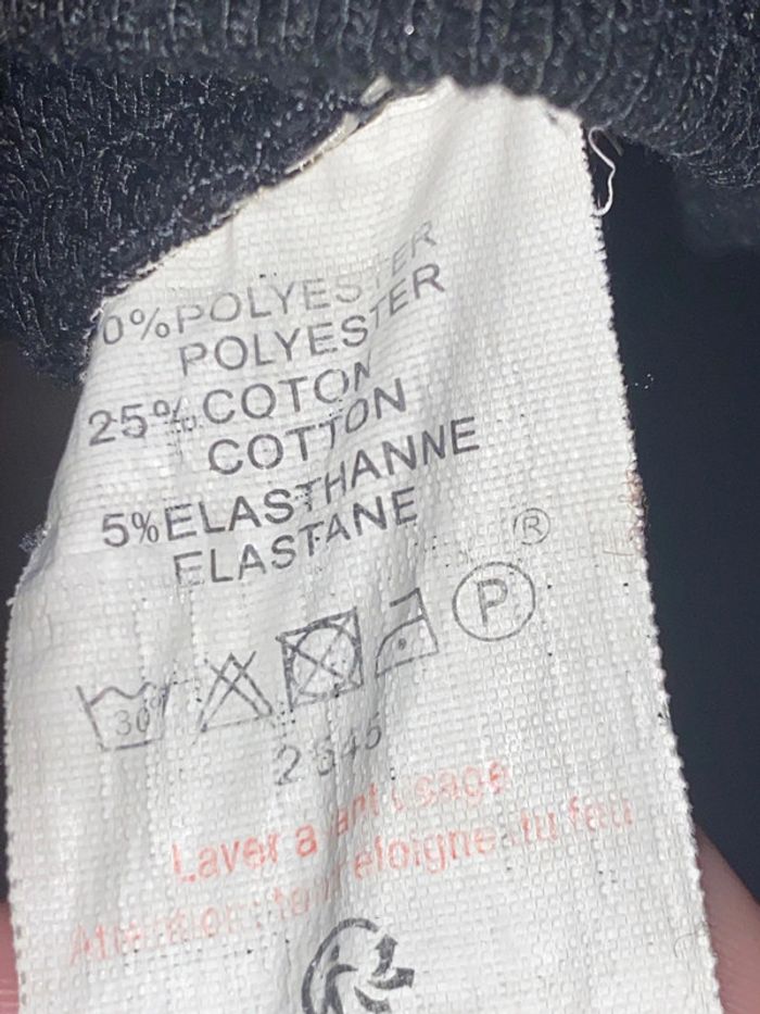 Sweat a capuche - photo numéro 3