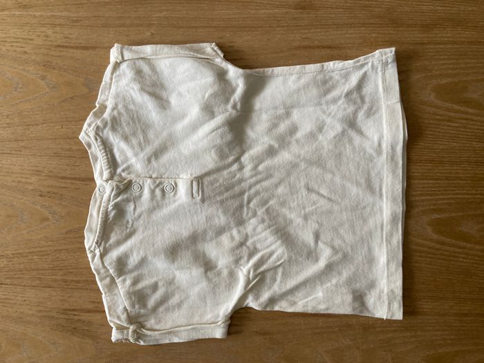 Tee-shirt motif fruits fille 9 mois - photo numéro 4