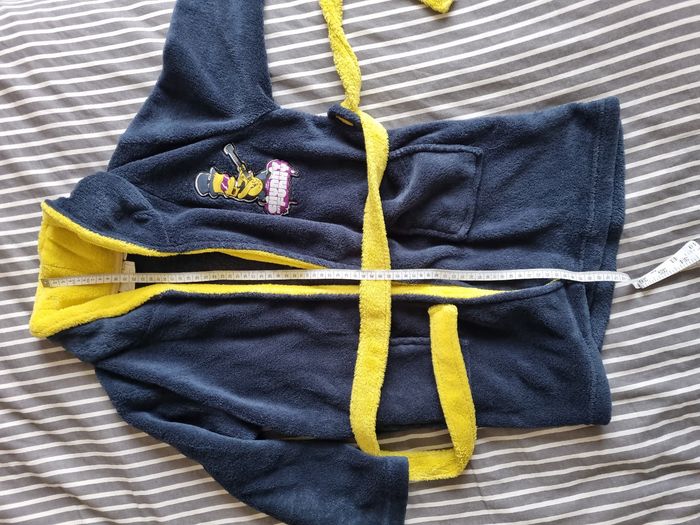 Lot vêtements garçon 8 ans - photo numéro 2