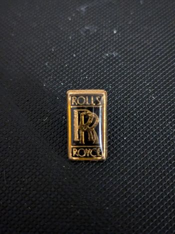 Rolls Royce Pin's luxe