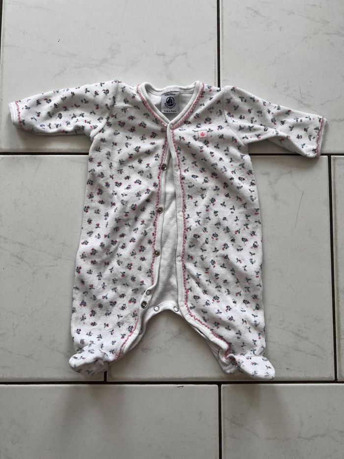 Pyjama fleuri